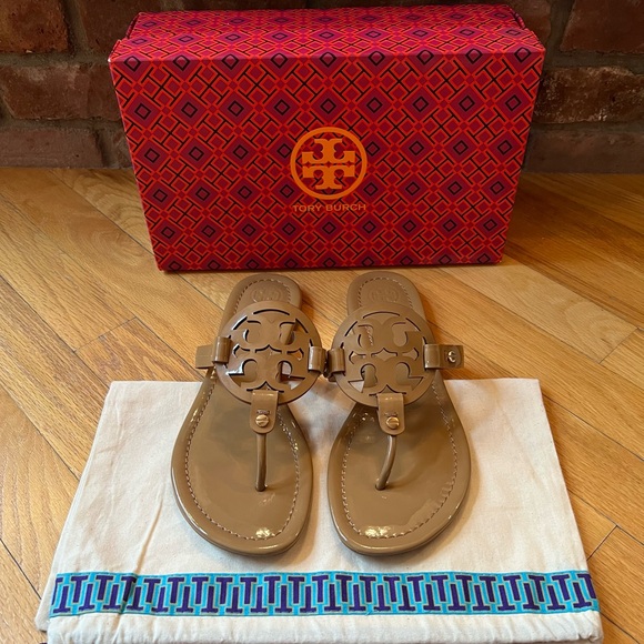 Tory Burch Tan Patent Leather Miller Sandals - Picture 3 of 13
